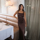 Chloé | Nuisette longue en satin à décolleté carré élégant