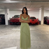 Adèle | Robe maxi fluide verte à volants