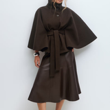 Laurence | Cape femme élégante avec ceinture et col haut