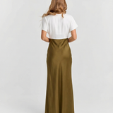 Victoire | Robe Maxi Élégante en Satin Vert et Dentelle