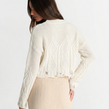 Élodie | Pull court en maille torsadée au style décontracté