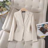 Clémence | Blazer slim fit pour femme d’affaires moderne