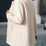 Hélène | Manteau féminin chic à coupe ajustée