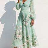 Clara | Robe midi femme plissée à col V et coupe évasée