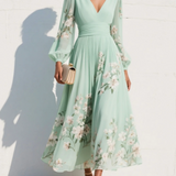 Clara | Robe midi femme plissée à col V et coupe évasée