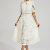 Océane | Robe midi femme en dentelle ajourée à coupe évasée