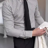 Rémi | Chemise rayée pour homme à manches longues et col boutonné