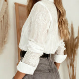 Coralie | Blouse Femme Élégante à Motif Géométrique et Col Boutonné