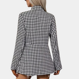 Victoire | Blazer à carreaux femme coupe cintrée élégante noir et blanc