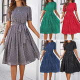 Ariella | Robe midi à pois avec ceinture – robe féminine à manches courtes et jupe évasée