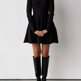 Roseline | Robe Fit-and-Flare avec Jupe Structurée et Manches Longues