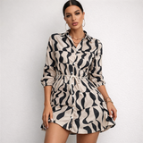 Almée | Robe mini d’été imprimé abstrait chic"