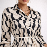 Almée | Robe mini d’été imprimé abstrait chic"