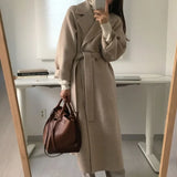 Geneviève | Manteau en laine pour femme avec ceinture à la taille