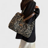 Solène | Grand sac à main en toile léopard avec bandoulière ajustable