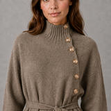 Chantal | Robe pull d’hiver à col roulé avec ceinture à nouer