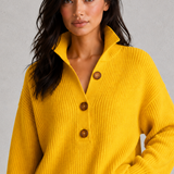 Diane | Pull en tricot à col à revers et fermeture à trois boutons